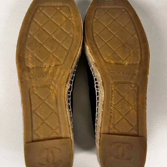 CHANEL Black Lambskin Leather Espadrilles Size 38 - Picture 4 of 7